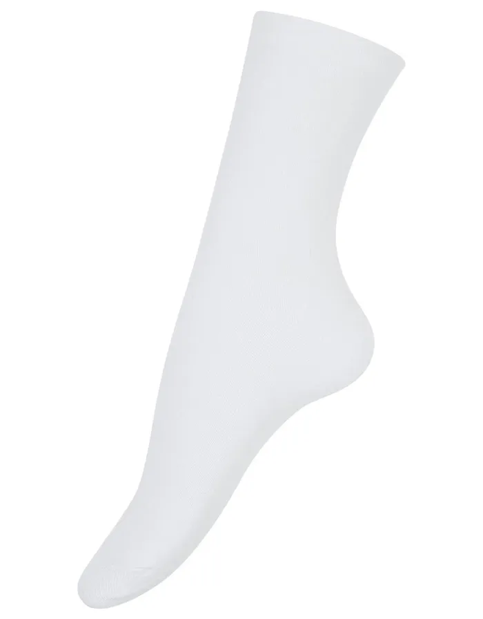 Accessorize 3pk Basic Bamboo Ankle Socks White Women Socks and Tights