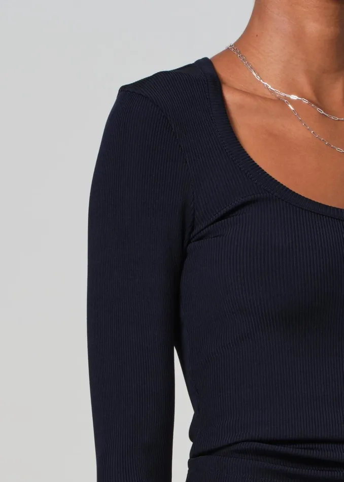 Citizens Of Humanity Rumi Scoop Neck In Navy Women Tops