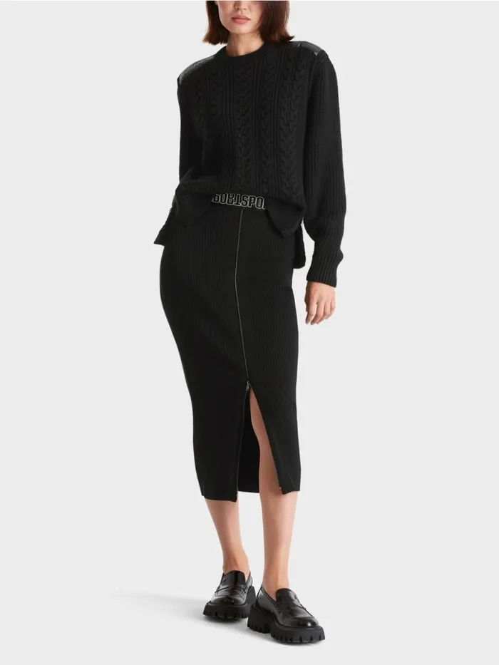 Damen Marc Cain Pullover and Sweatshirts Pullover Knitted In Germany Black