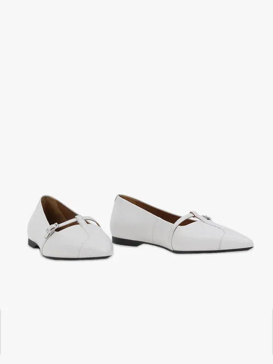 Hermine Pointed Flat White Shoes Lisa Says Gah Women Hermine Pointed Flat White Shoes Lisa Says Gah Women