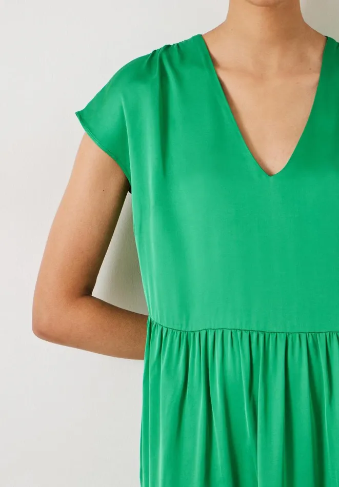 Hush Dresses Women Lily Oversized Satin Gathers Mini Dress Green Hush Dresses Women Lily Oversized Satin Gathers Mini Dress Green