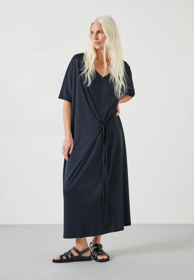 Hush Dresses Women Rowley Jersey Midi Dress Washed Black