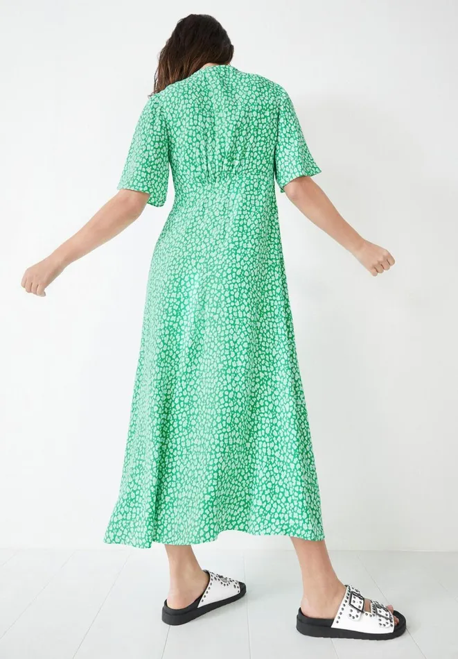 Hush Dresses Women Valeria Tea Dress Graphic Leopard Green Hush Dresses Women Valeria Tea Dress Graphic Leopard Green