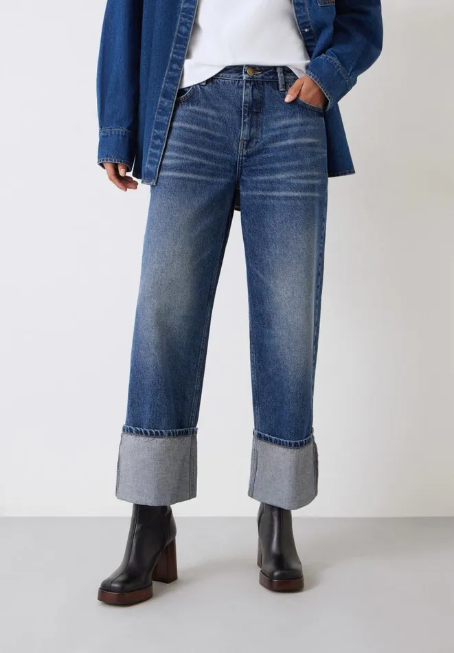 Hush Jeans Women Carly Turn Up Cropped Jeans Mid Authentic Wash