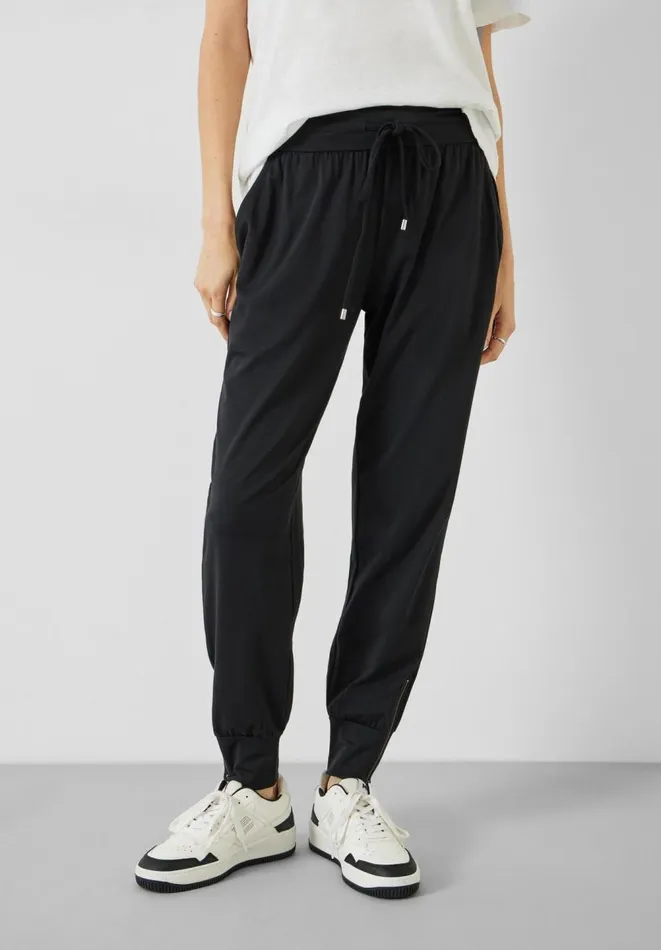 Hush Joggers and Leggings Women Amie Joggers Black