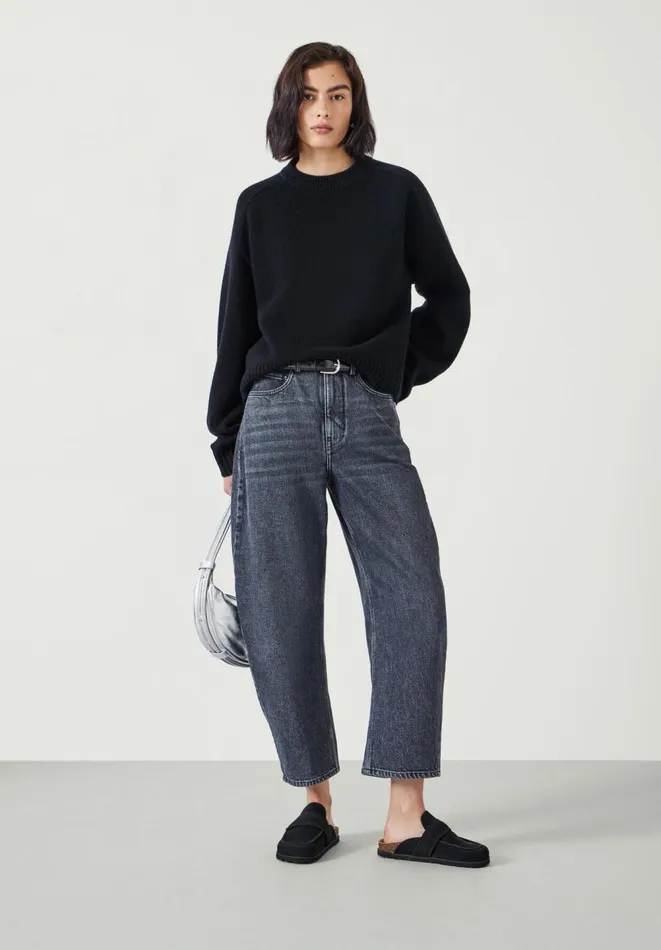 Hush Jumpers and Cardigans Women Nina Merino Wool Crew Jumper Black Hush Jumpers and Cardigans Women Nina Merino Wool Crew Jumper Black