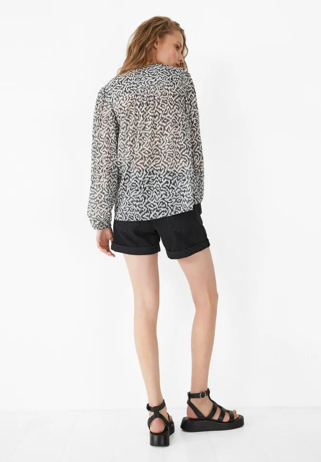 Hush Shirts and Blouses Women Taylor Blouse Abstract Ikat Black White