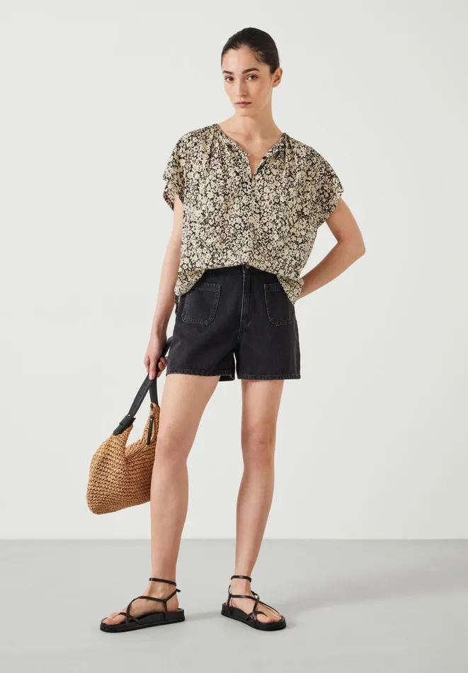 Hush Shirts and Blouses Women Taz Short Sleeve Blouse Silhouette Floral Neutral