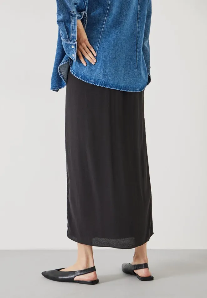 Hush Skirts Women Anya Split Maxi Skirt Black Hush Skirts Women Anya Split Maxi Skirt Black