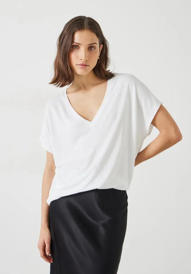 Hush Tops and Tshirts Women Danny Linen VNeck TShirt White