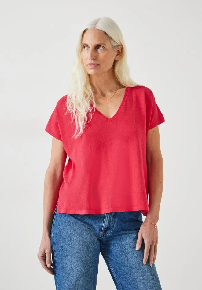 Hush Tops and Tshirts Women Emmerline Linen Blend Knitted Top Magenta