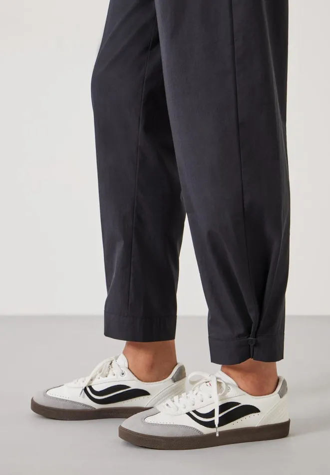 Hush Trousers Women Cotton Poplin Easy Trousers Black Hush Trousers Women Cotton Poplin Easy Trousers Black