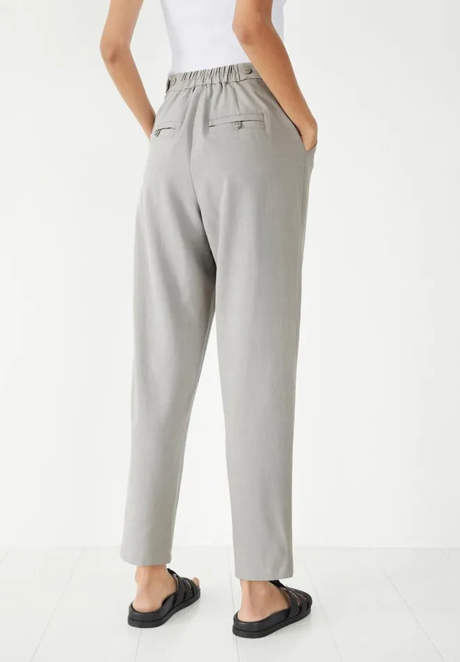 Hush Trousers Women Daphne Tapered Trousers Light Grey Hush Trousers Women Daphne Tapered Trousers Light Grey