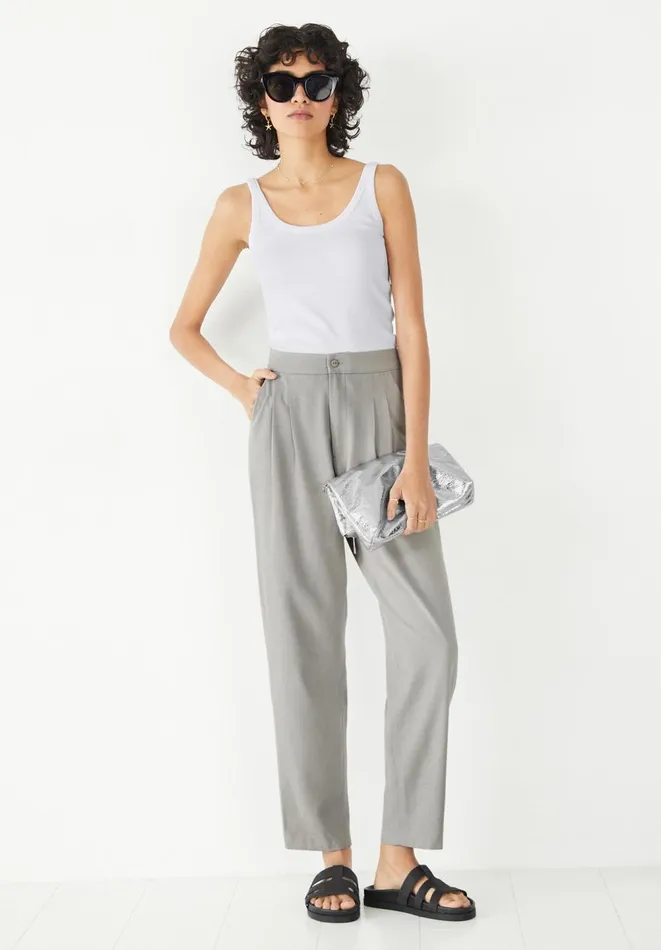 Hush Trousers Women Daphne Tapered Trousers Light Grey Hush Trousers Women Daphne Tapered Trousers Light Grey