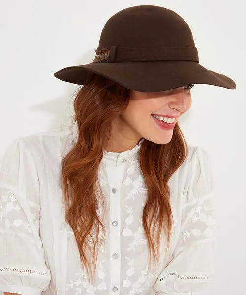 Joebrowns Accessories and Jewellery Apparel Alexis Feather Trim Hat Chocolate Joebrowns Accessories and Jewellery Apparel Alexis Feather Trim Hat Chocolate