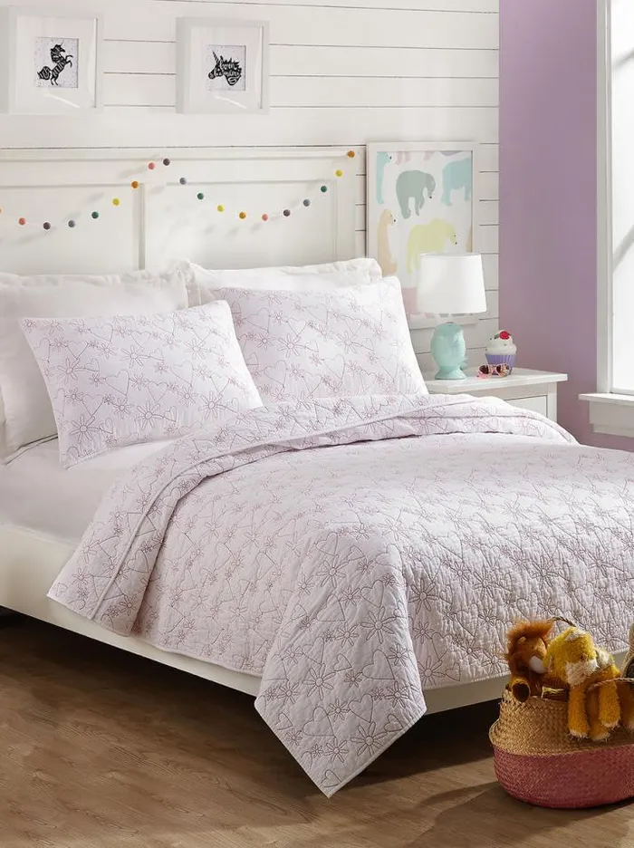 Kids Bedding Accessories Jessica Simpson Flower Heart Kids Quilt Set In White