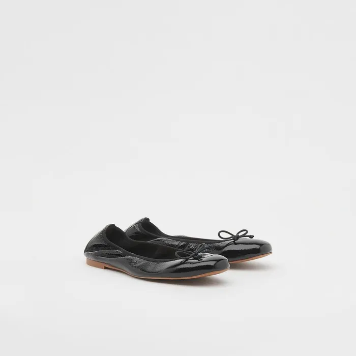 LKBennett Flats Women Trilly Black Crinkled Patent Ballet Pumps LKBennett Flats Women Trilly Black Crinkled Patent Ballet Pumps