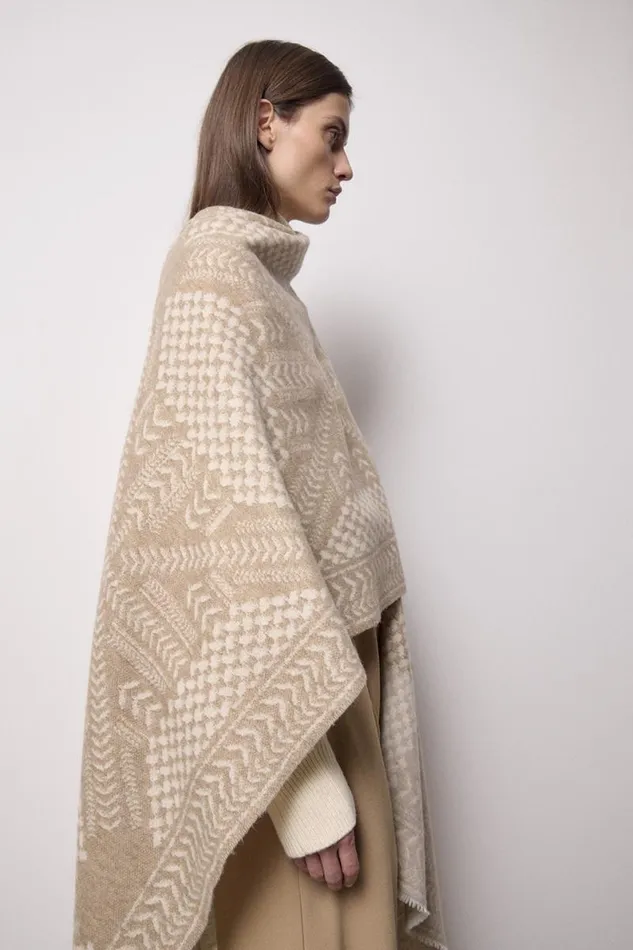 Lala Berlin Coats and Jackets Poncho Pineo Wool Mix Heritage Star Sand 8211 Women