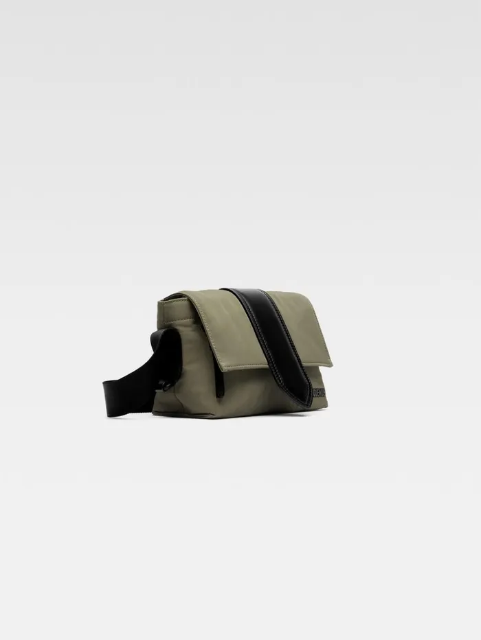 Men Bags JACQUEMUS The Small Bambino Messenger Bag Khaki Men Bags JACQUEMUS The Small Bambino Messenger Bag Khaki