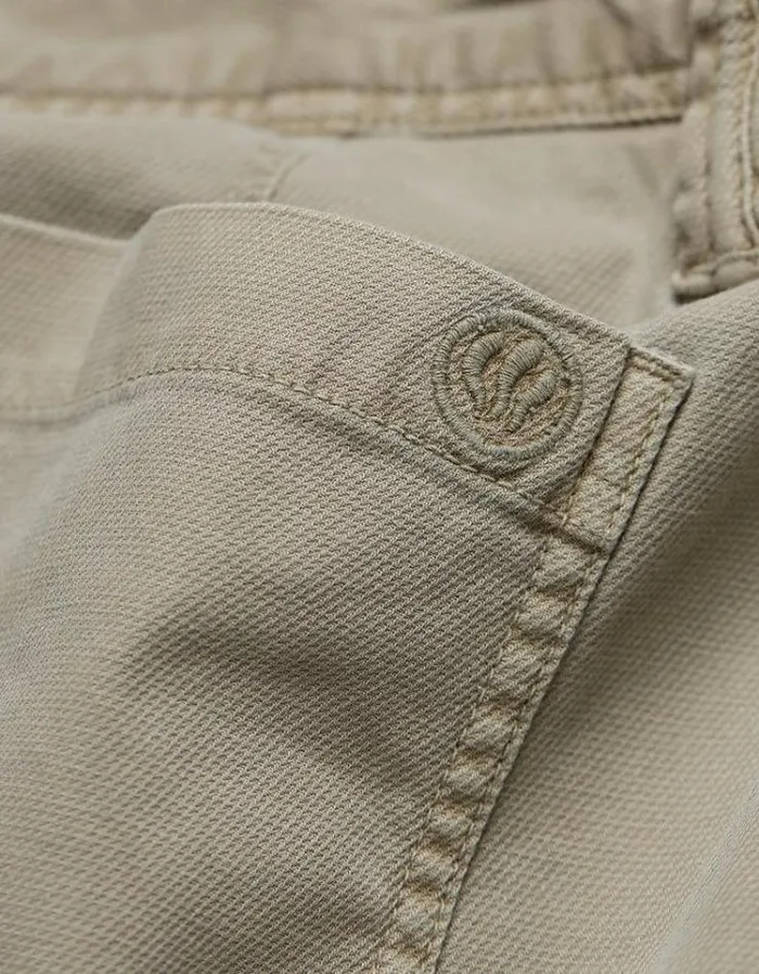 Men FatFace Shorts Stow Mineral Dye Chino Shorts Stone