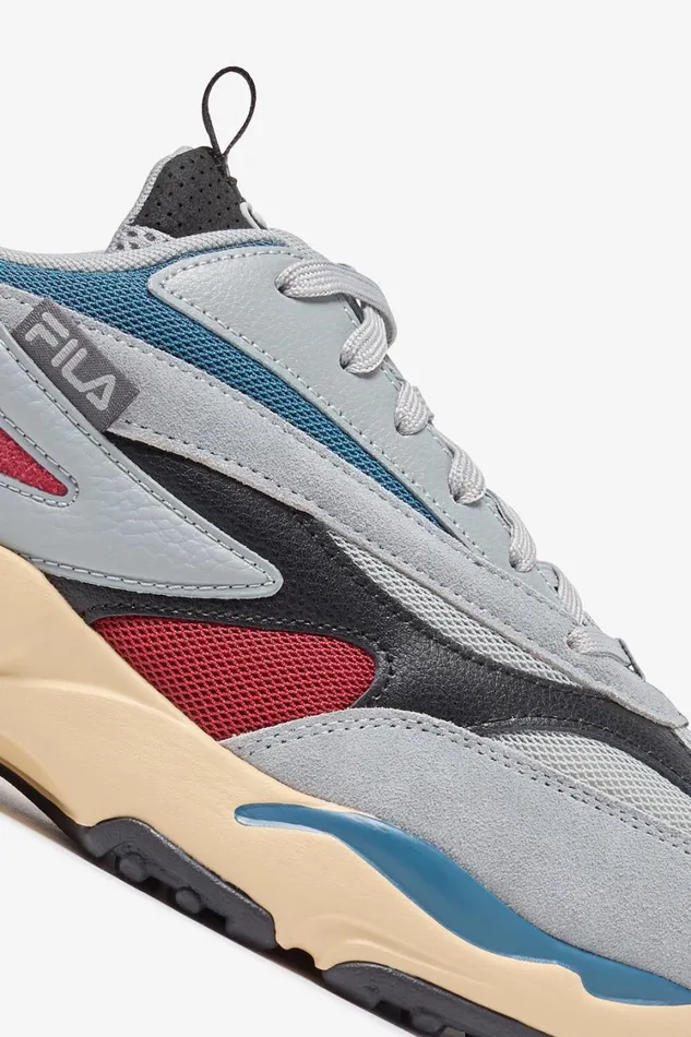 Men Sneakers Fila Fastic 062 Ultimate Graysemolinablack Men Sneakers Fila Fastic 062 Ultimate Graysemolinablack