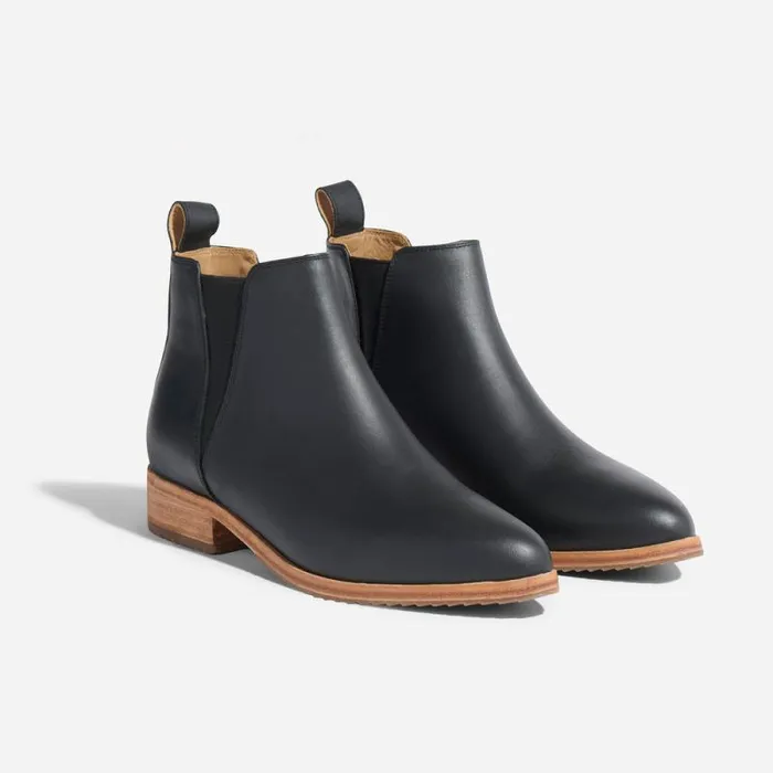 Nisolo Boots Women Eva Everyday Chelsea Boot Black