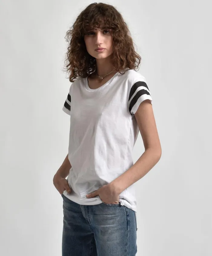 One Teaspoon Basic Tees LE HUNT ONE TEE WHITE 8211 Women