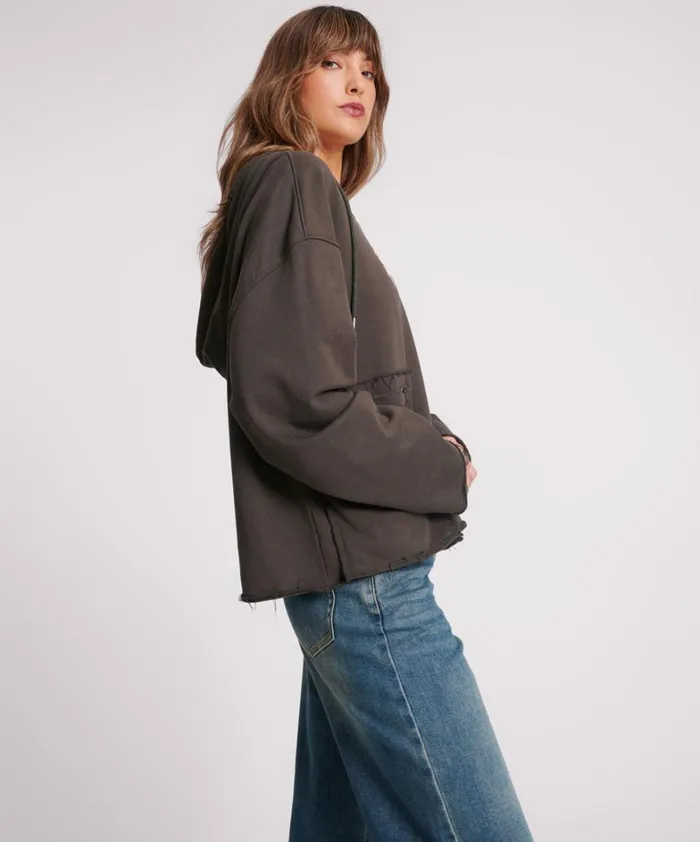 One Teaspoon Hoodies And Sweats GRAFFITI BIRD OVERSIZED POCKET HOODIE 8211 Women One Teaspoon Hoodies And Sweats GRAFFITI BIRD OVERSIZED POCKET HOODIE 8211 Women
