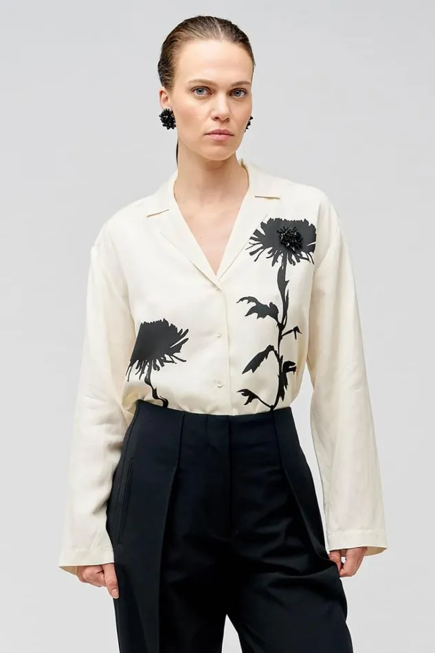 Oroton Tops Women Graphic Floral Print Long Sleeve Camp Shirt Antique Cream