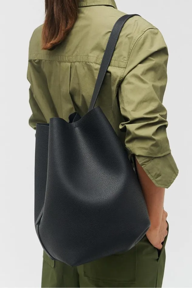Oroton Totes Women Ellis Hobo Black