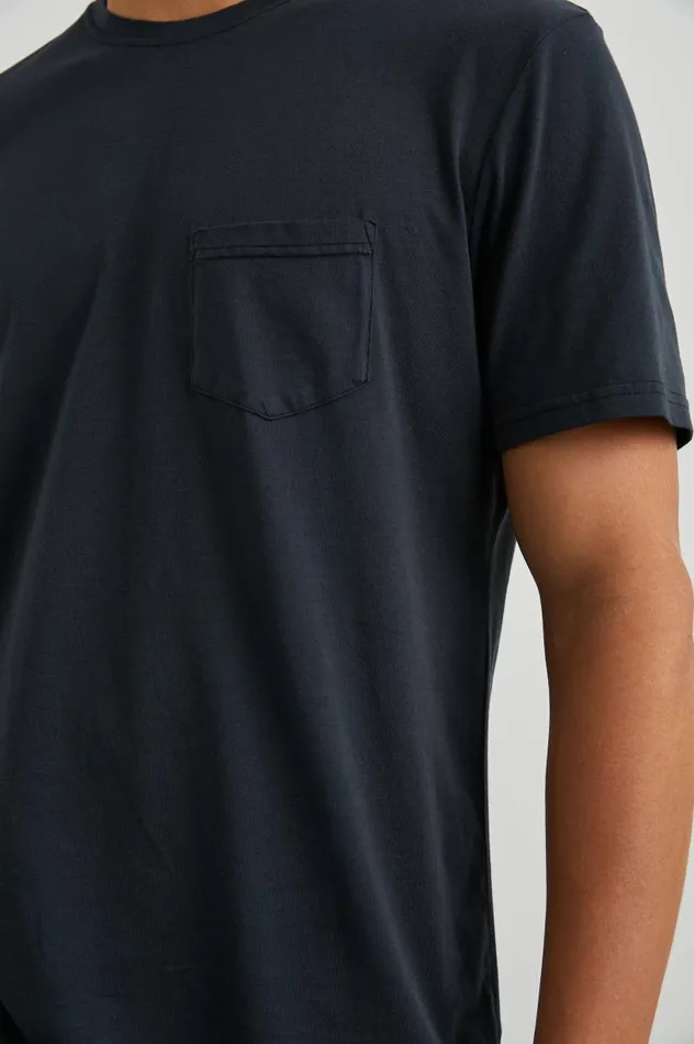 Rails TShirts and Thermals Men JOHNNY TSHIRT Carbon