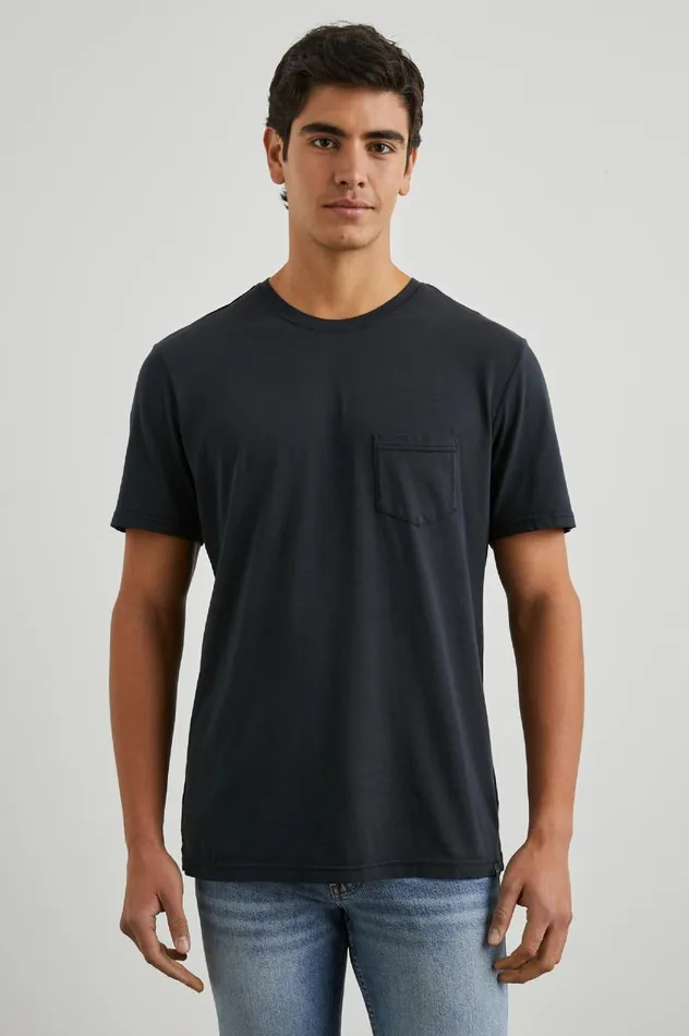 Rails TShirts and Thermals Men JOHNNY TSHIRT Carbon