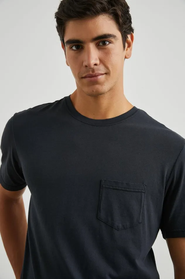Rails TShirts and Thermals Men JOHNNY TSHIRT Carbon