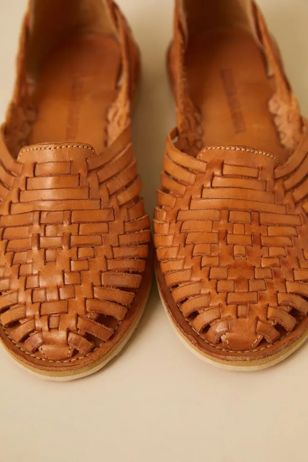 Shoes Women Leon and Harper Pachucca P22 Sandals Natural