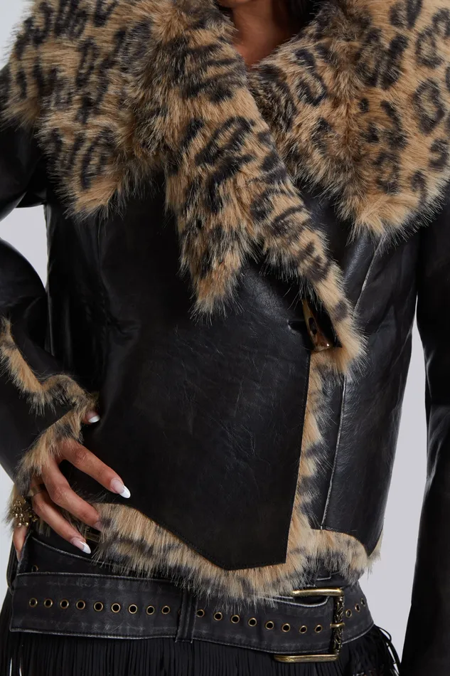 Shop Seone Faux Fur Jacket Women Tops Jaded London