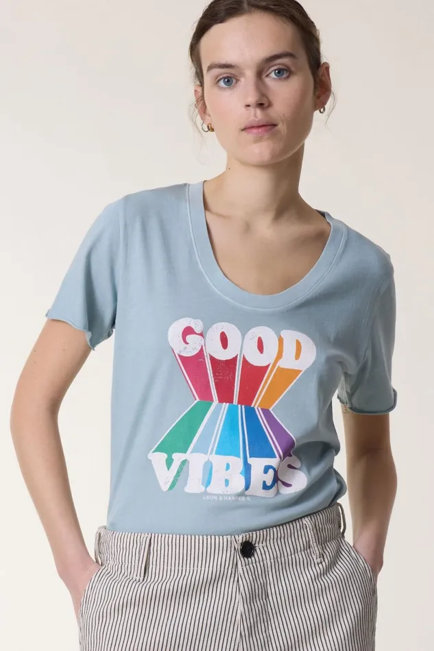 TShirts and Tops Women Leon and Harper Tizia Vibes Tshirt Sky