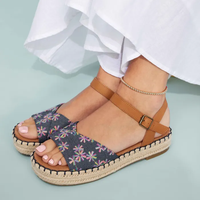 Toms Espadrilles Abby Flatform Espadrille Sandal Navy Floral Embroidered 8211 Women