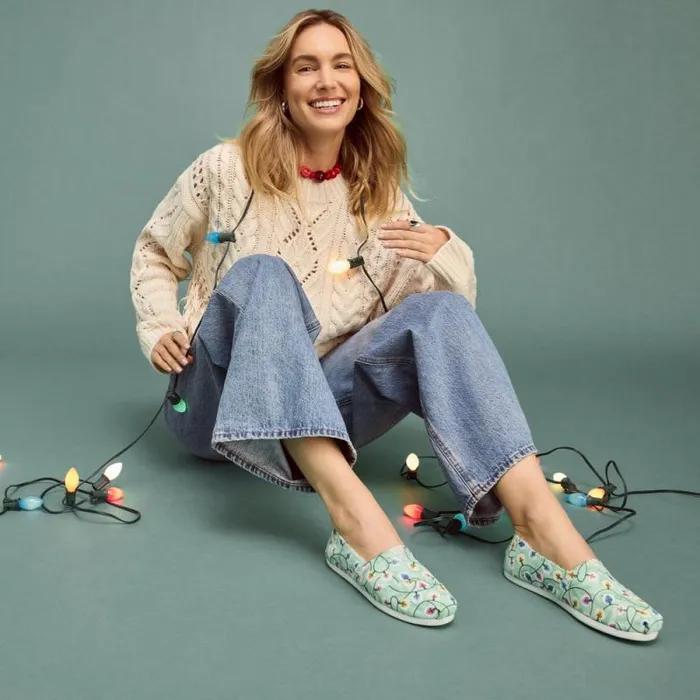 Toms TOMS Classics Alpargata Cloudbound Cozy Wintergreen Glow In The Dark Tree Lights 8211 Women