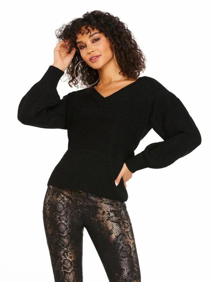 Tops Clothing Jessica Simpson Elmira Sweater In Black