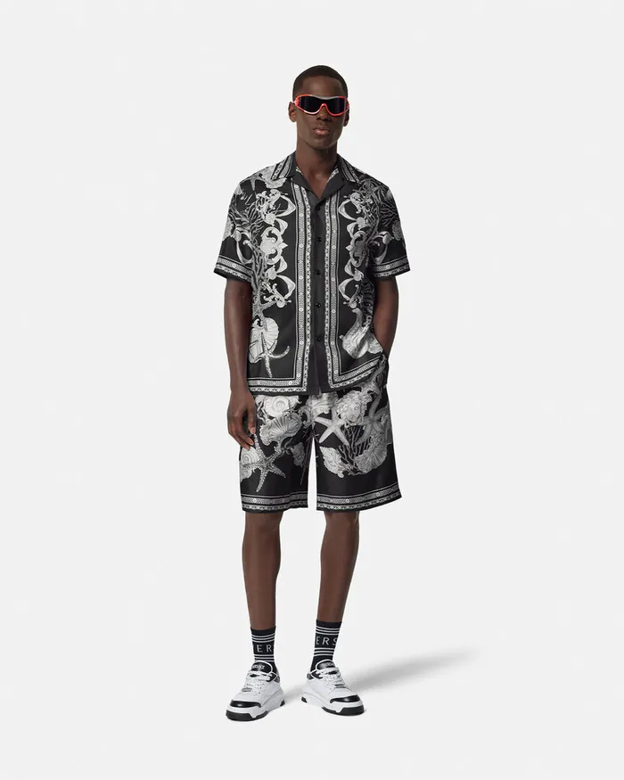 Versace Pants and Shorts Men Barocco Sea Silk Shorts Blackprint