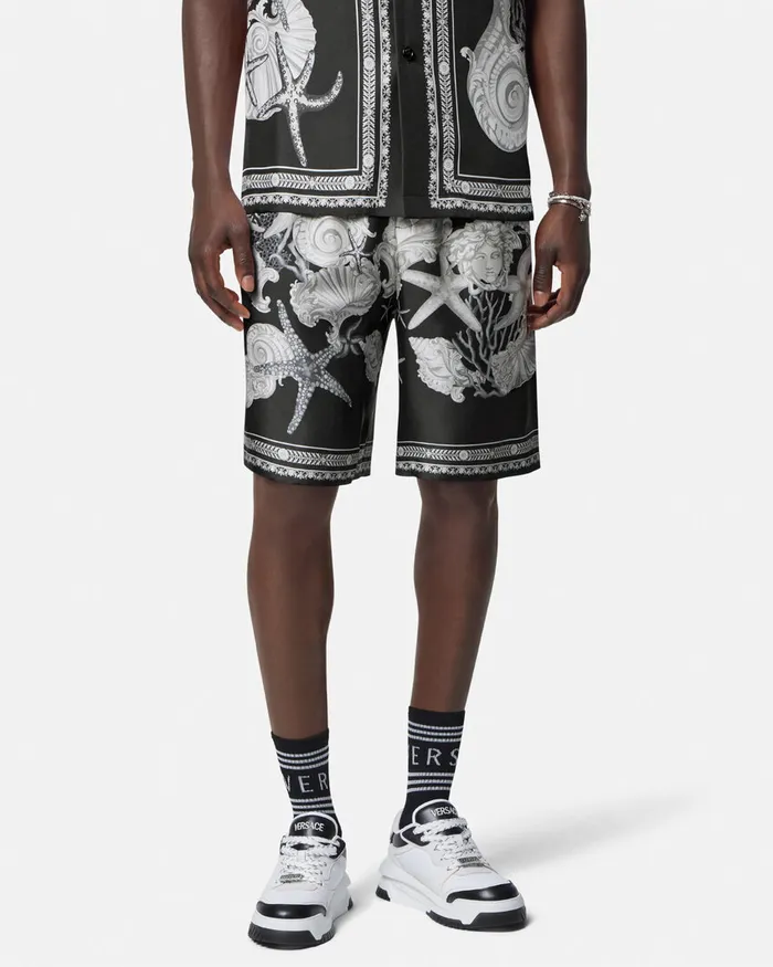 Versace Pants and Shorts Men Barocco Sea Silk Shorts Blackprint