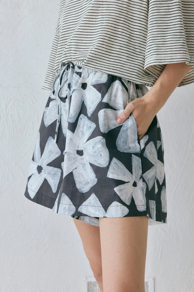 VRG GRL Annika Shorts Fiore Women Sets VRG GRL Annika Shorts Fiore Women Sets