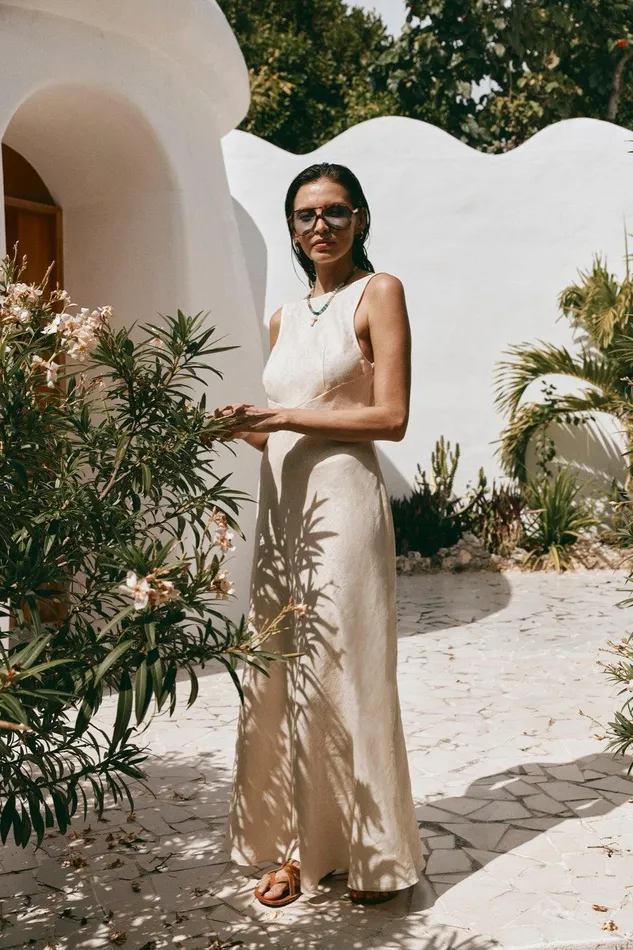 VRG GRL Art Of Bloom Linen Bias Cut Maxi Dress Cream Women MidiMaxi Dresses
