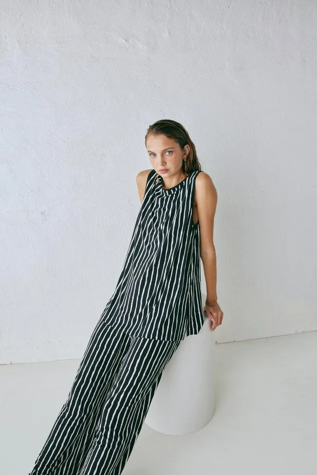 VRG GRL Aster Top Black Stripe Women Sleeveless