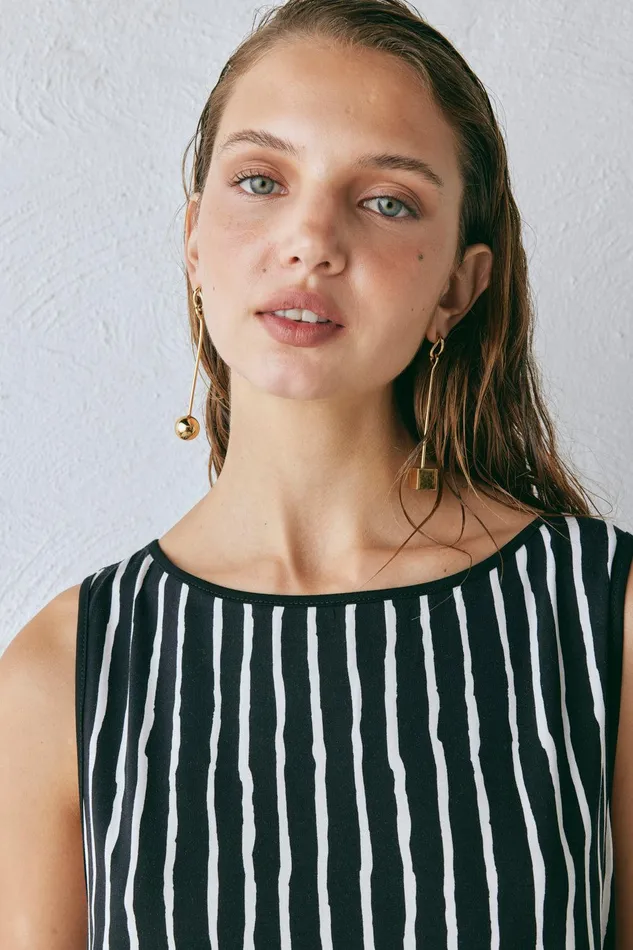 VRG GRL Aster Top Black Stripe Women Sleeveless
