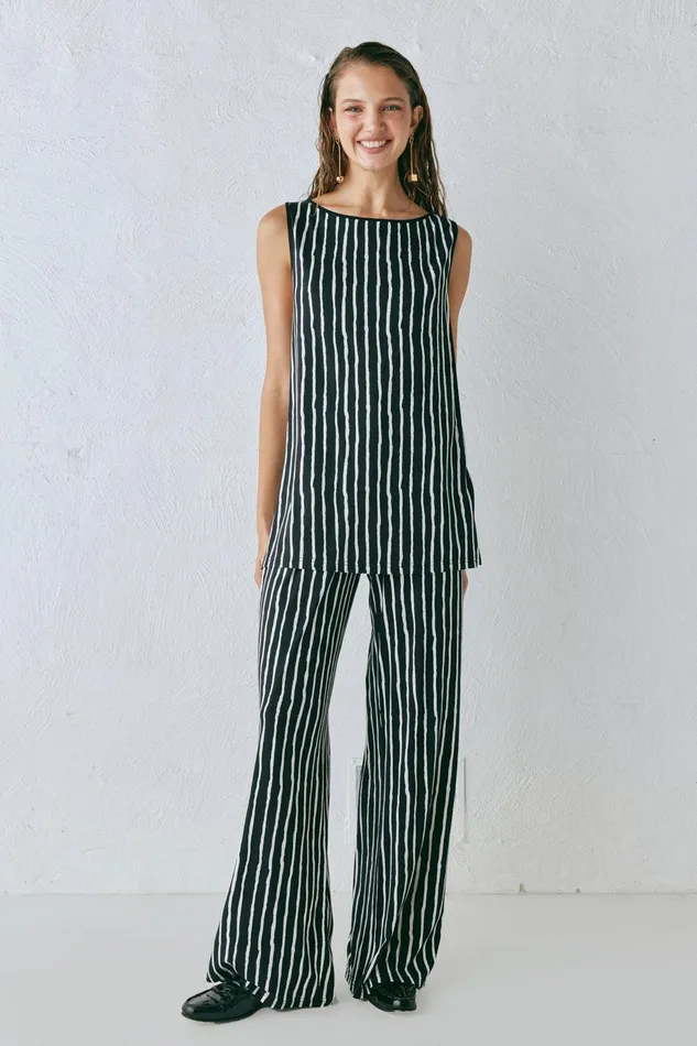 VRG GRL Aster Top Black Stripe Women Sleeveless
