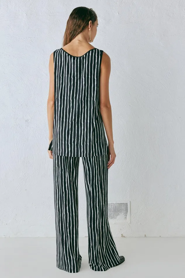 VRG GRL Aster Top Black Stripe Women Sleeveless
