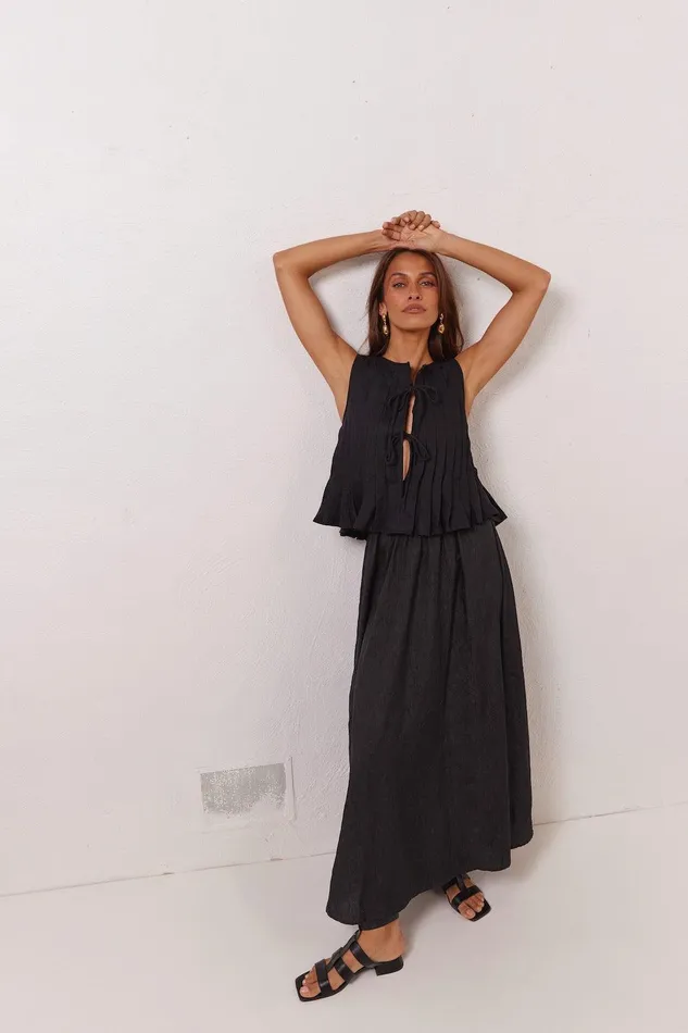 VRG GRL Valeria Linen Top Black Women Sleeveless VRG GRL Valeria Linen Top Black Women Sleeveless