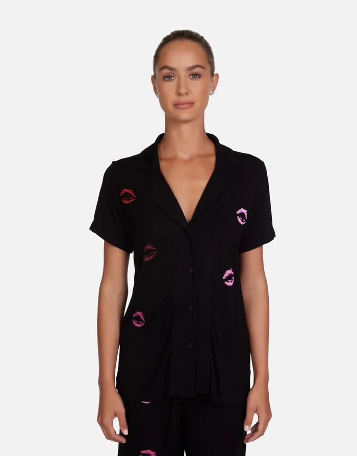 Waverly Mini Watercolor Lips Black Women039s Lauren Moshi Short Sleeve