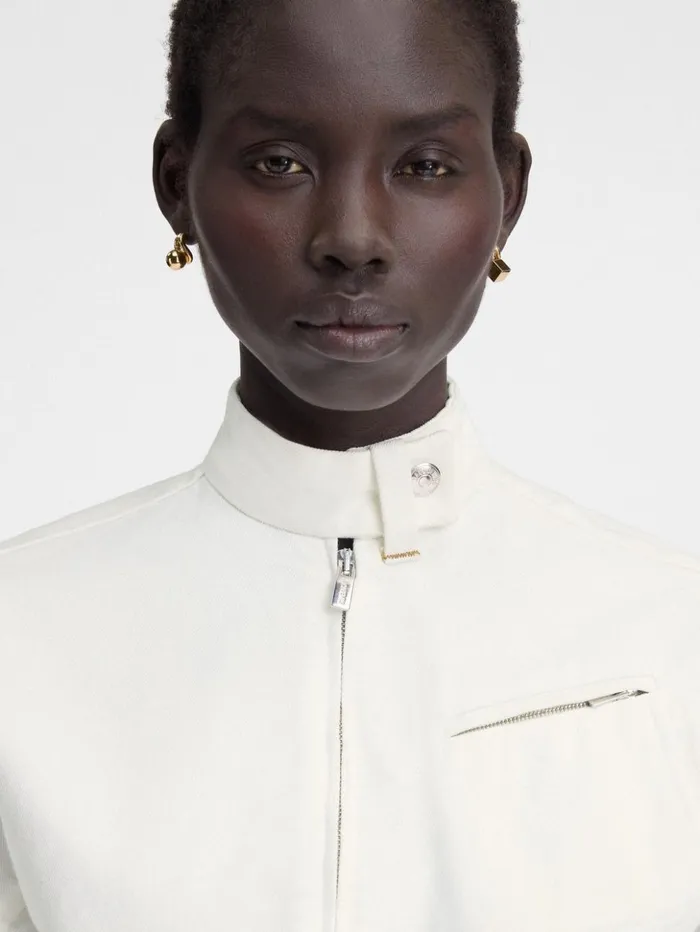 Women Coats and Jackets JACQUEMUS The Cabrio Denim DeNmes Jacket Offwhite Women Coats and Jackets JACQUEMUS The Cabrio Denim DeNmes Jacket Offwhite